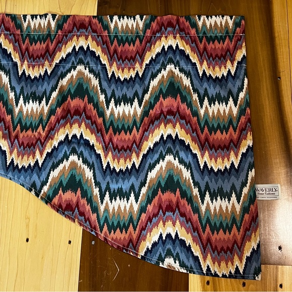 Waverly Ford Flamestitch Southwest Scalloped Valance Turquoise Red USA 76 INCHES - Picture 2 of 9